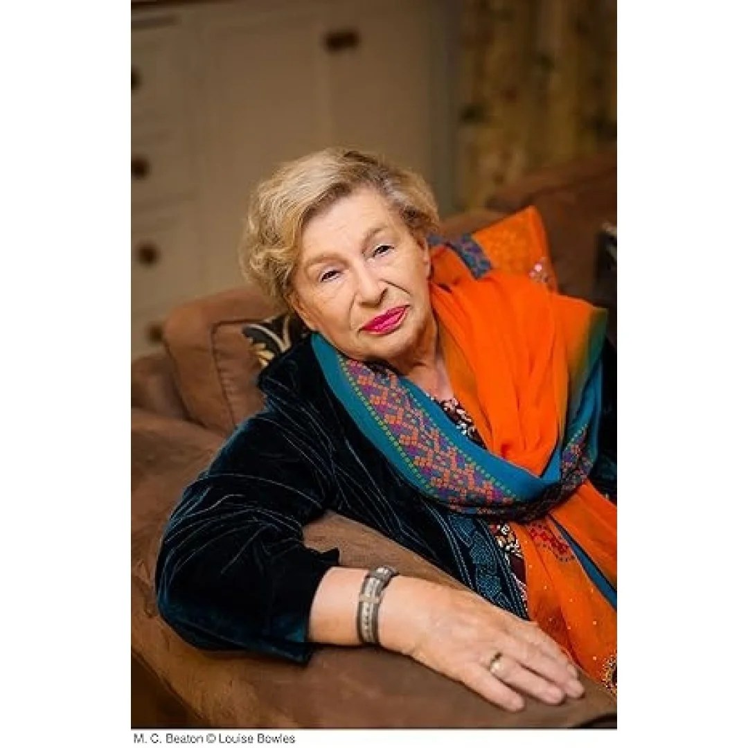 Agatha Raisin und die tote Wohltäterin: Kriminalroman. »Beatons unperfekte Detektivin ist ein absolutes Juwel« PUBLISHERS WEEKLY (Agatha Raisin Mysteries, Band 24) Agatha Raisin und die tote Wohltäterin: Kriminalroman. »Beatons unperfekte Detektivin ist ein absolutes Juwel« PUBLISHERS WEEKLY (Agatha Raisin Mysteries, Band 24)