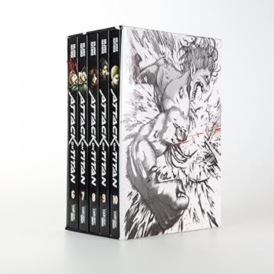 Attack on Titan, Bände 6-10 im Sammelschuber mit Extra: Fantasy-Action-Manga ab 16 Jahren über den Kampf gegen menschenfressende Titanen Attack on Titan, Bände 6-10 im Sammelschuber mit Extra: Fantasy-Action-Manga ab 16 Jahren über den Kampf gegen menschenfressende Titanen