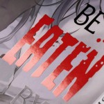 August 9th, I will be eaten by you 1: Blutiger Body-Horror-Manga über einen Schüler und seine hungrigen Monster-Stalkerinnen! August 9th, I will be eaten by you 1: Blutiger Body-Horror-Manga über einen Schüler und seine hungrigen Monster-Stalkerinnen!