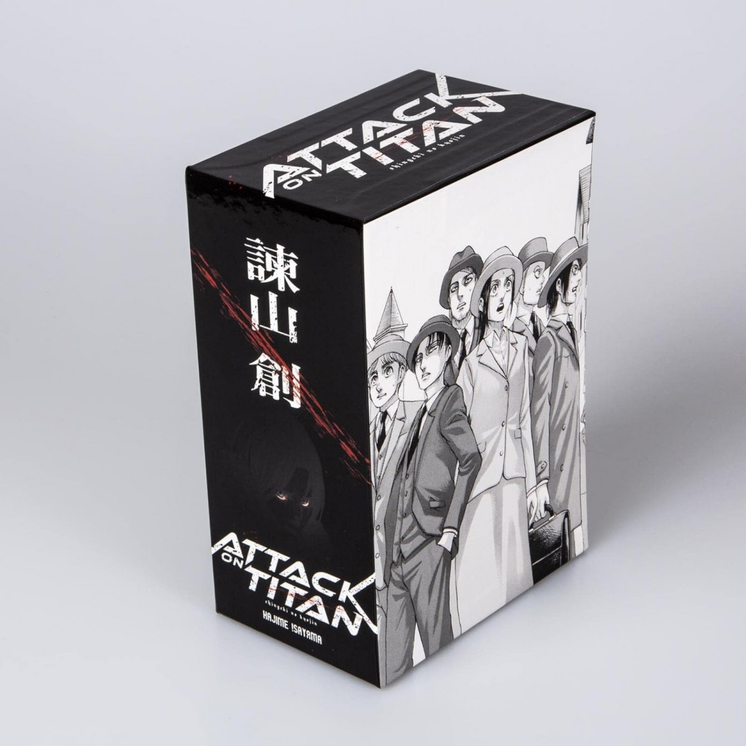 Attack on Titan, Bände 31-34 im Sammelschuber mit Extra: Fantasy-Action-Manga ab 16 Jahren über den Kampf gegen menschenfressende Titanen Attack on Titan, Bände 31-34 im Sammelschuber mit Extra: Fantasy-Action-Manga ab 16 Jahren über den Kampf gegen menschenfressende Titanen