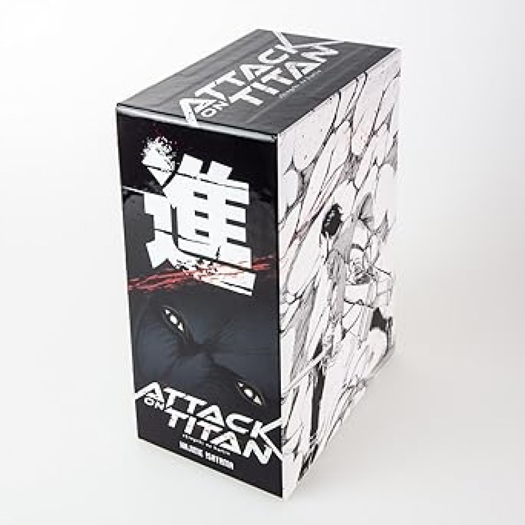 Attack on Titan, Bände 1-5 im Sammelschuber mit Extra: Fantasy-Action-Manga ab 16 Jahren über den Kampf gegen menschenfressende Titanen Attack on Titan, Bände 1-5 im Sammelschuber mit Extra: Fantasy-Action-Manga ab 16 Jahren über den Kampf gegen menschenfressende Titanen